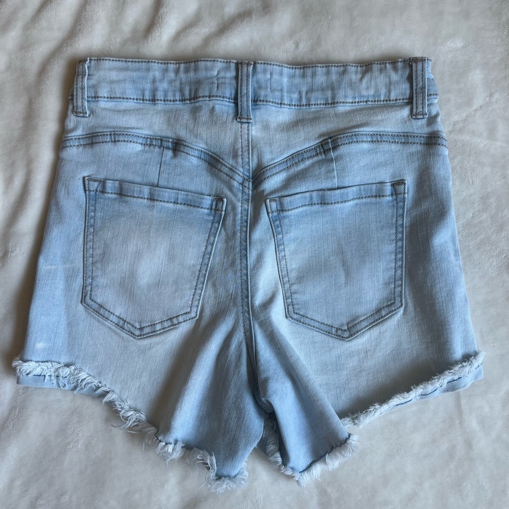 Ariya Jean shorts